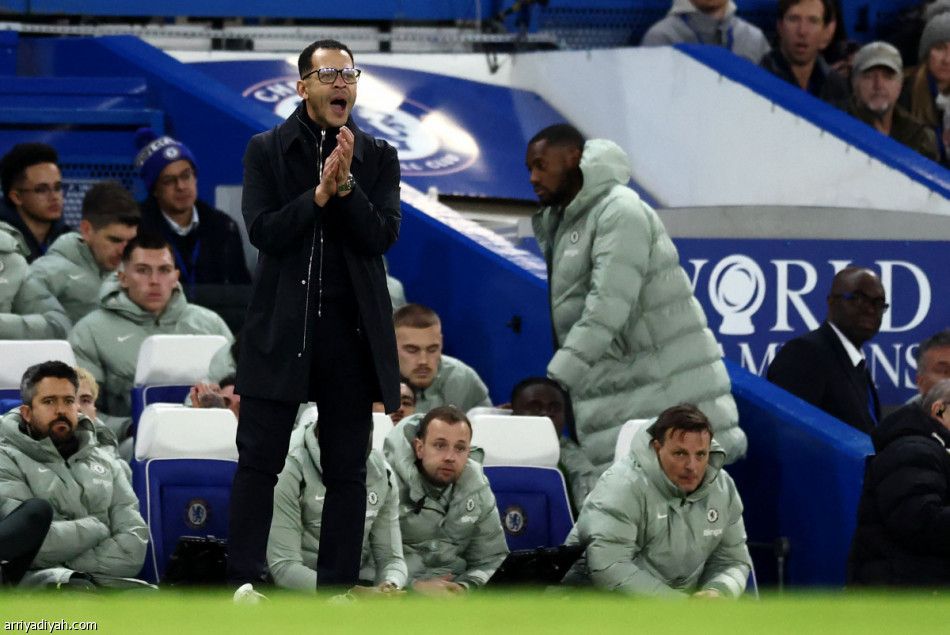 بثنائية برينتفورد.. تشيلسي يمنح روسينيور الانتصار الأول