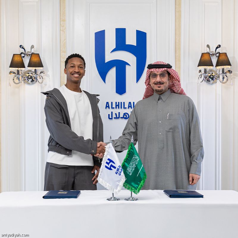 رسميا.. هوساوي وريان يوقعان مع الهلال