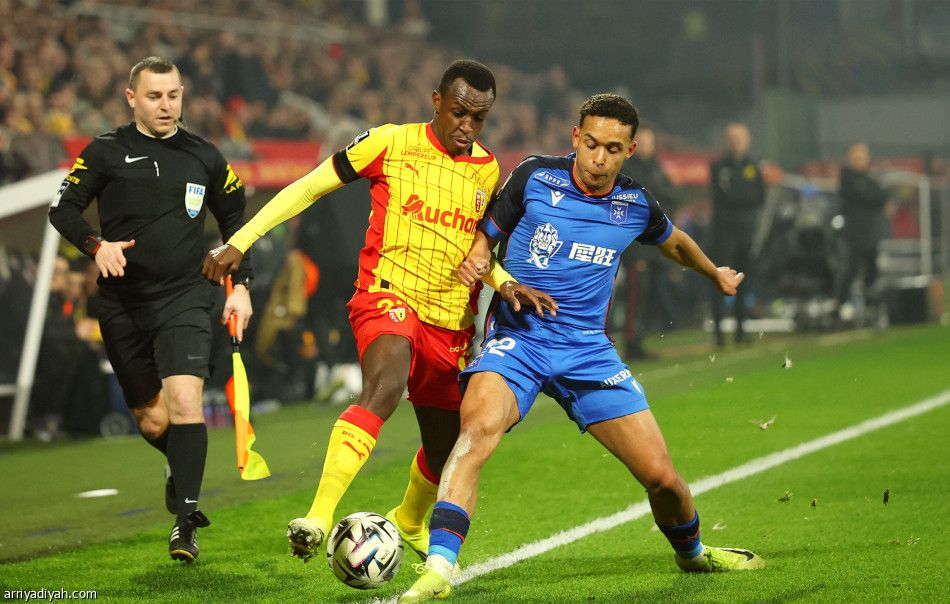 بمشاركة سعود.. لنس يستعيد الصدارة من باريس