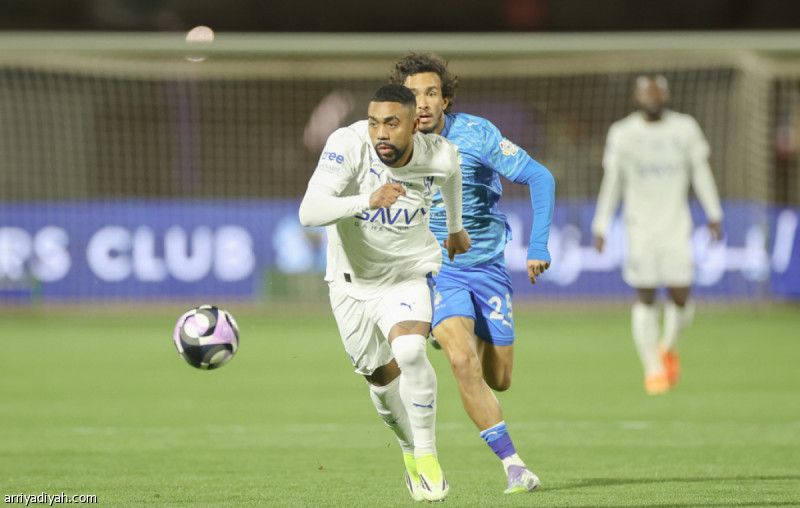 الثامنة وقبل الأوان.. الهلال بطل الشتاء