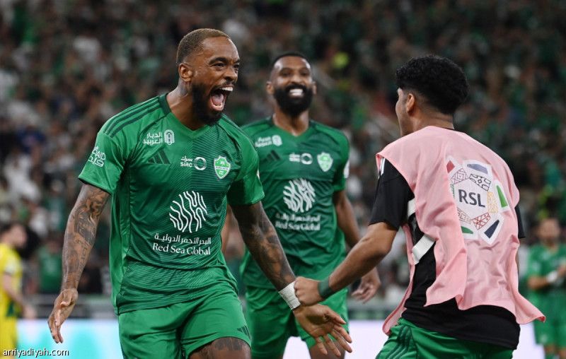 أمام الخليج.. رباعية أهلاوية تعود بالتاريخ 9 أعوام