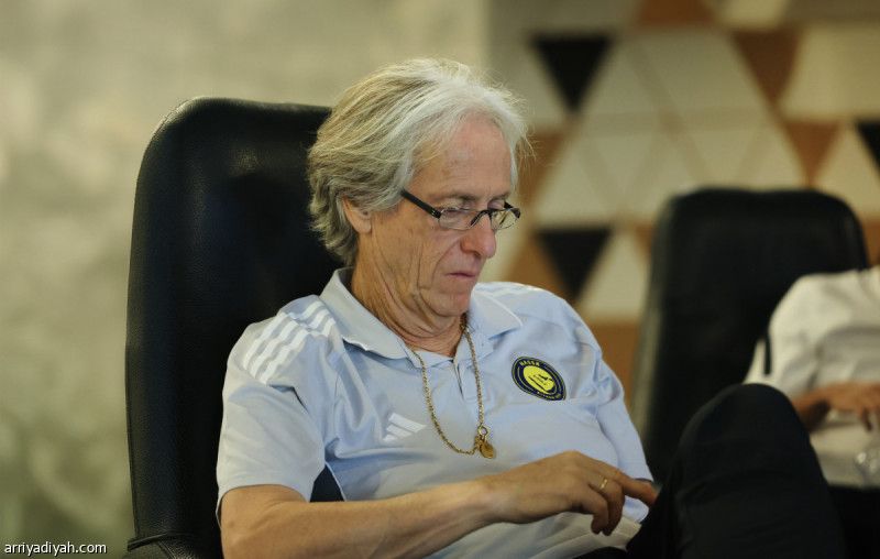 النصر يختبر لاعبين نيجيريين