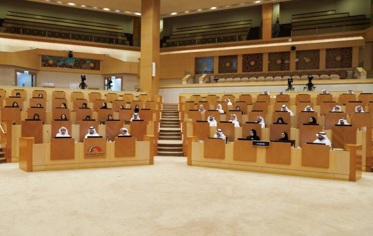 "الوطني" يدعو لتحديث جدول رواتب موظفي الحكومة الاتحادية كل 5 سنوات