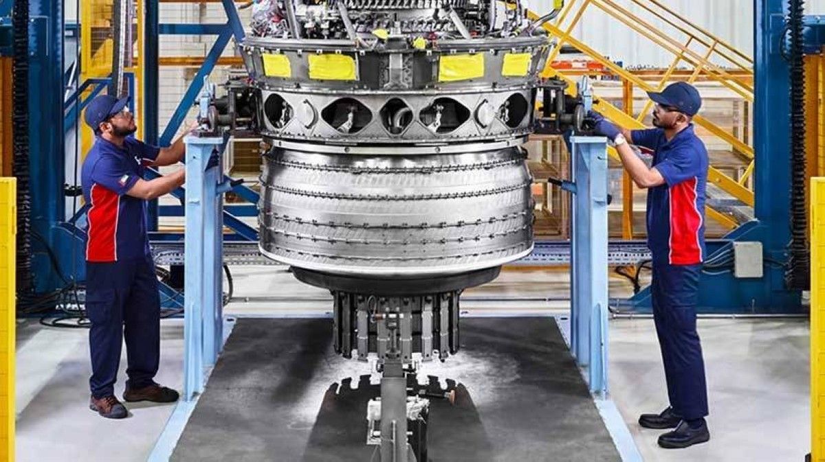 «سند» و«بوليتكنك أبوظبي» تطلقان برنامج تدريب لإعداد جيل من فنيي محركات الطائرات