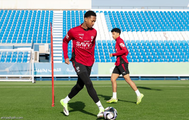 إنزاجي يضم هوساوي.. وينتظر التقرير