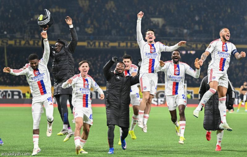 «يوروبا ليج».. ليون وفيلا إلى ثمن النهائي.. وميتيلاند يقترب