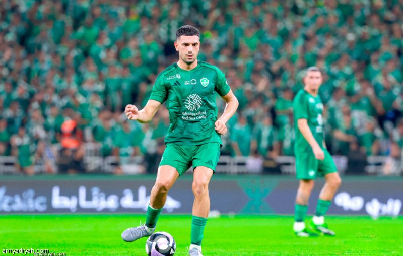 الأهلي يستعجل ديميرال قبل الهلال