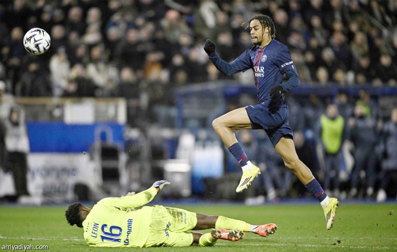 بهدف باركولا.. باريس يهدد صدارة لانس