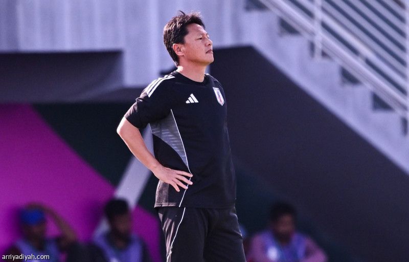 أويوا يطارد التاريخ في جدة