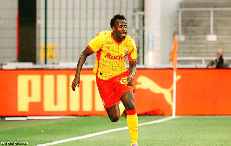 صدارة لانس تهدد مرسيليا الجريح