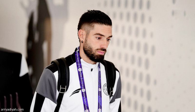 من أجل تفادي تبعات باهظة.. ممثلو كاراسكو يطالبون الشباب بقبول عرض روما