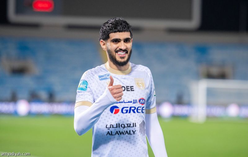 شرط الـ70 مليون ريال يربك صفقة الأحمد