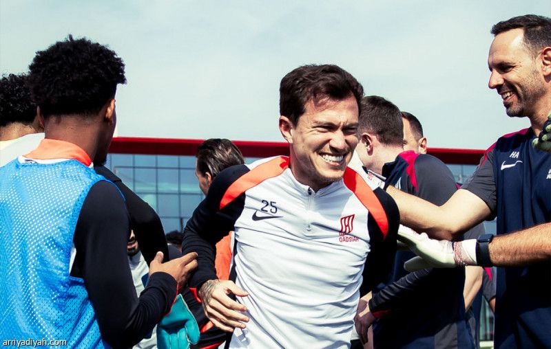 قبل الهلال.. القادسية يستعيد أوتافيو