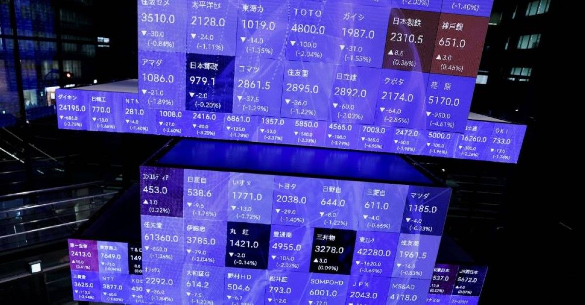 المؤشر نيكاي يستقر وسط مكاسب التكنولوجيا