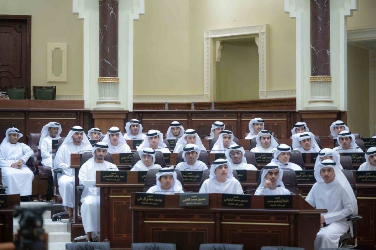 «شورى الشارقة» يعزز مهارات الأطفال والشباب