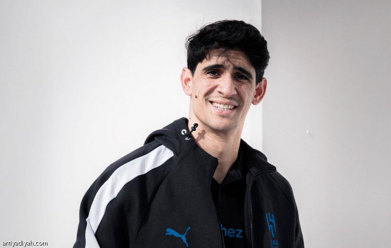 الهلال.. بونو يظهر أمام القادسية بعد غياب 68 يوما