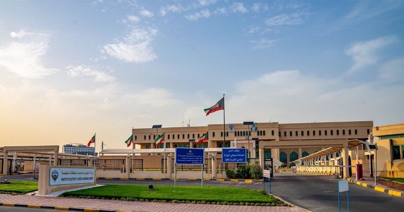 «الكهرباء»: إعادة التيار إلى مشرف وسلوى وصباح السالم بعد انقطاع جزئي