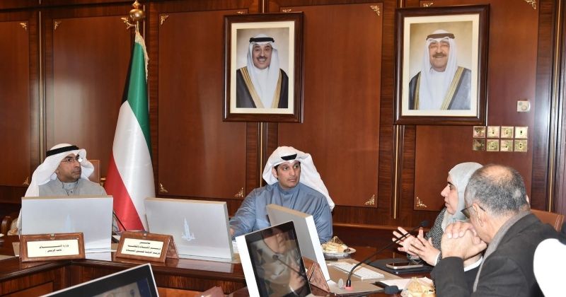 وزير الإعلام: رفع مستوى الجاهزية لإخراج الأعياد الوطنية بصورة تليق بمكانة الكويت