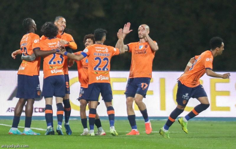 بالانتصار الثالث.. الفيحاء يسدد حسابات الخليج