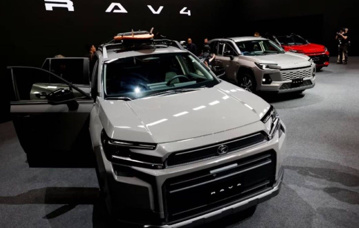 تويوتا تحتفظ بلقب أعلى شركات السيارات مبيعاً في 2025