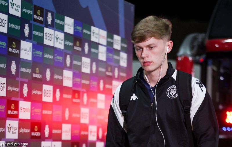 كمارا يغير الخلود.. وبيري احتياطيا