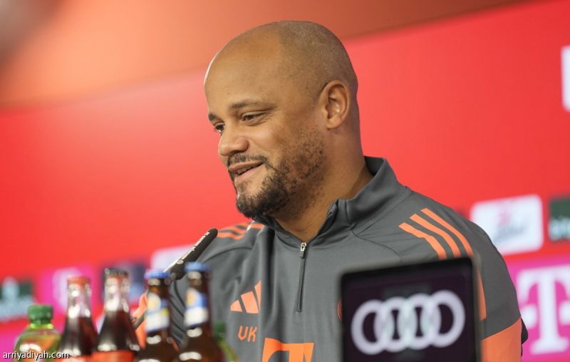 بعد 18 عاما.. كومباني يعود إلى هامبورج