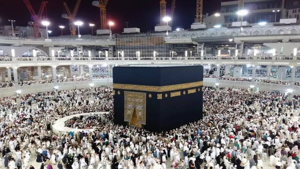 رسمياً: أسعار عمرة رمضان 2026 الجديدة تصدم الجماهير… هل 30 ألف جنيه حقيقية أم خدعة؟