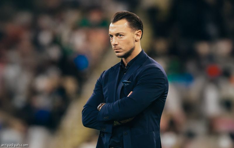 الليلة.. يايسله يفتح ملف الكلاسيكو