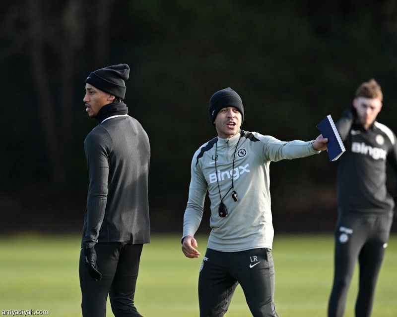 روسينيور: نراقب سوق الانتقالات.. وبالمر أساسي أمام الهامرز