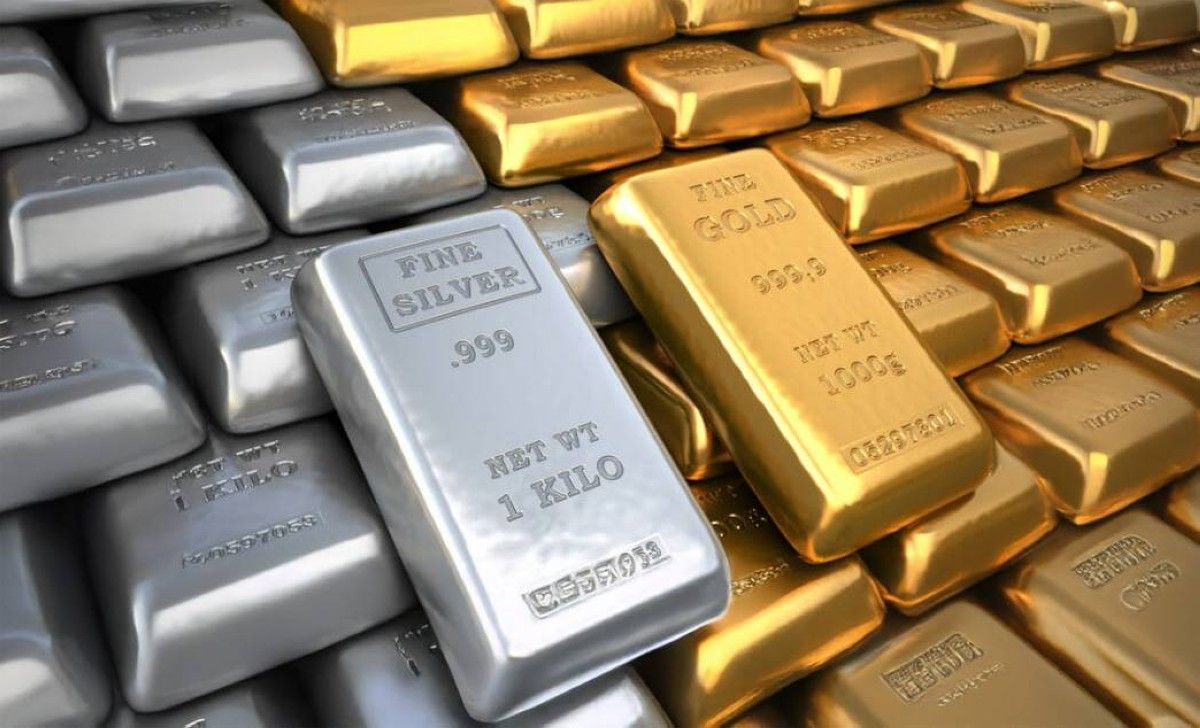 مكاسب شهرية لـ«الذهب» والفضة رغم محو المليارات