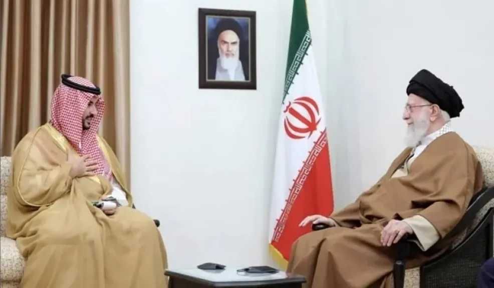 كواليس لقاءات واشنطن: وزير الدفاع السعودي يكشف عن ”الخيارين السيئين“ للتعامل مع طهران