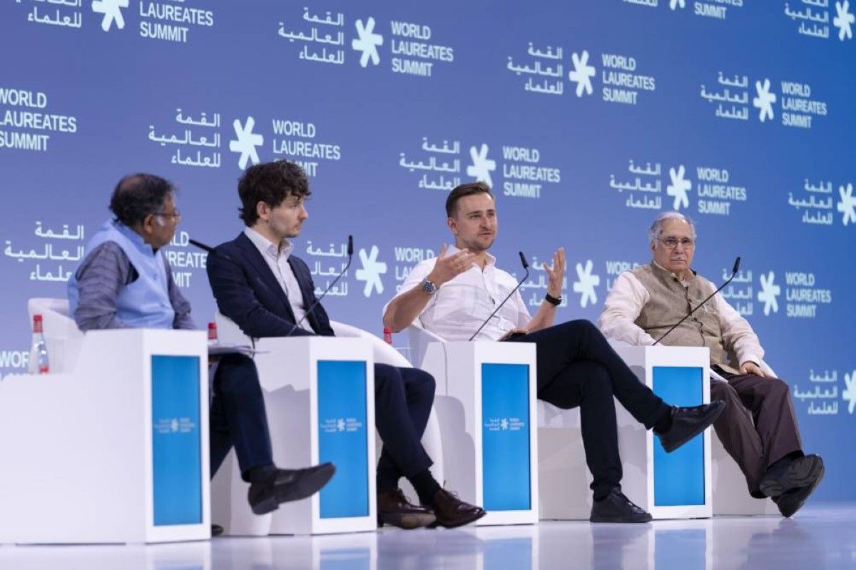 نخبة العقول البشرية تضيء على اكتشافات تضع العلم على قمم غير مسبوقة