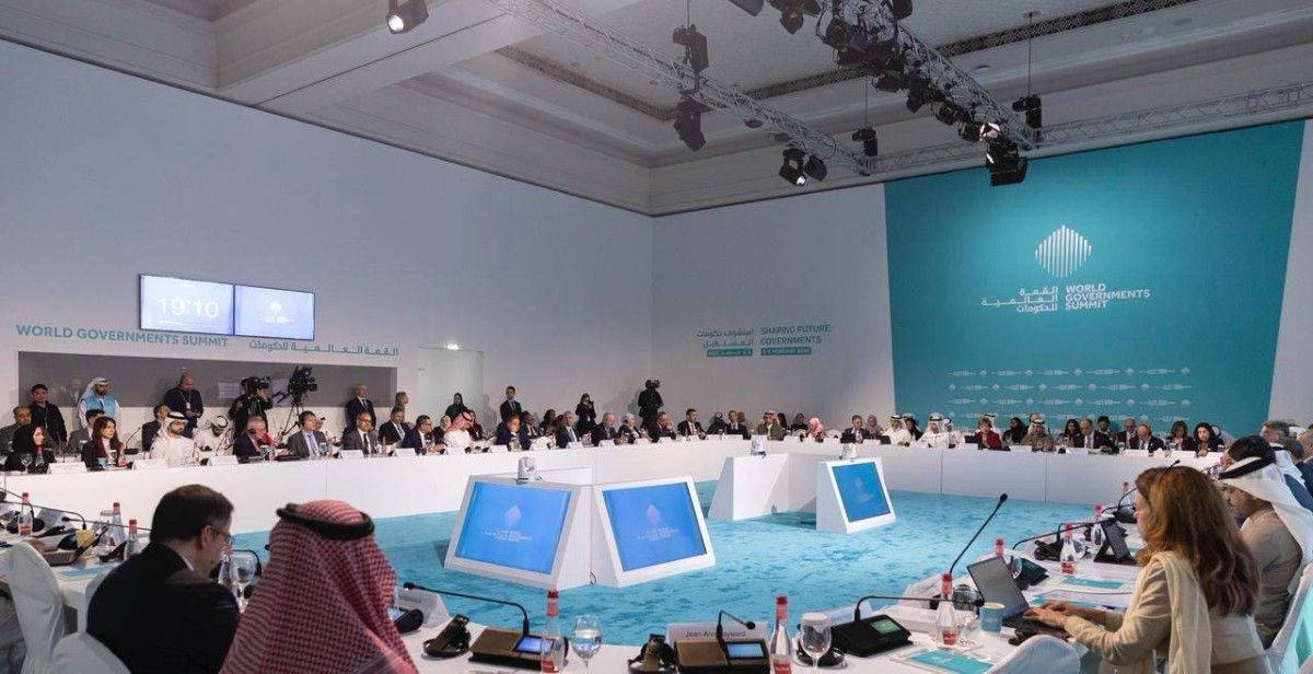 مكتوم بن محمد: الإمارات مُنطلق حوارات الغد وفيها تصاغ سياساته