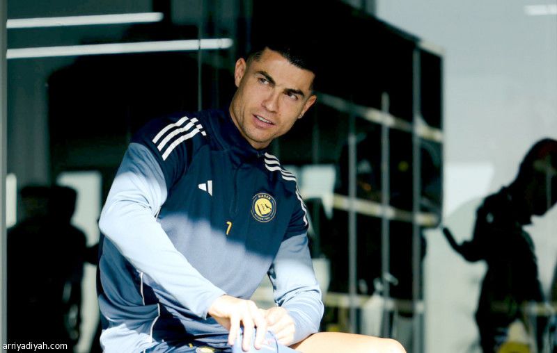 فابريزيو يثير الجدل حول غياب رونالدو