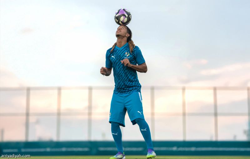 بوابري يوقع مع الهلال