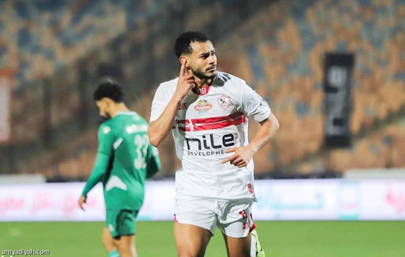 دونجا يعزز وسط النجمة