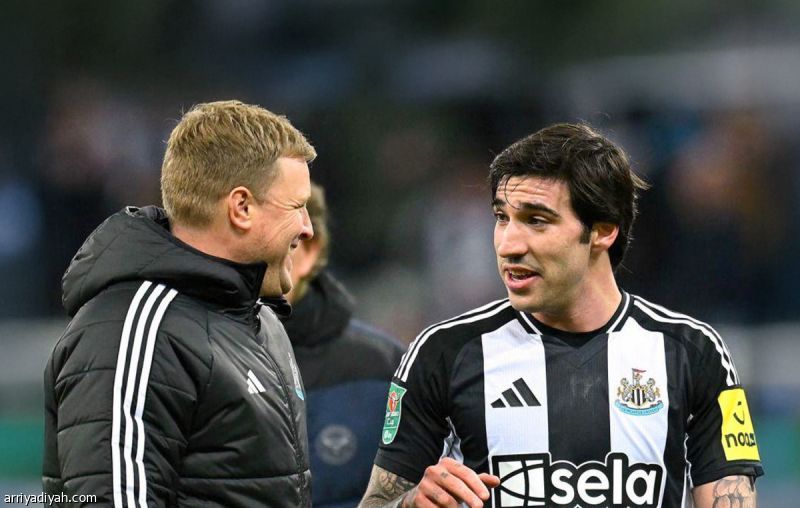 مدرب نيوكاسل يؤكد بقاء تونالي