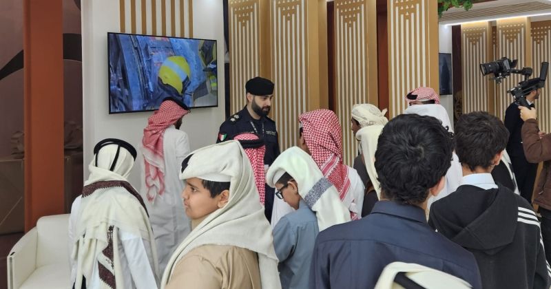 زوار جناح وزارة الداخلية