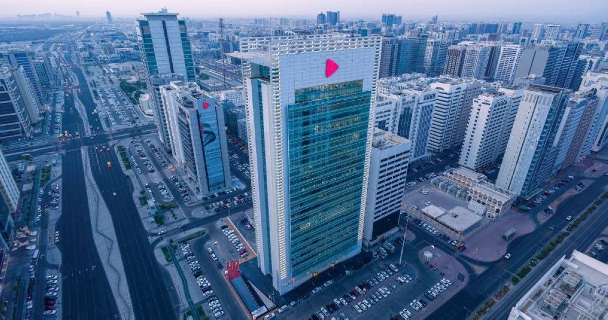 «أبوظبي التجاري» يستقطب 238 ﻛﻔﺎءة وﻃﻨﻴﺔ ﺟﺪﻳﺪة في 2025