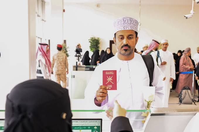 عاااجل.. الطيران العماني يعلن عن رحلات مباشرة بين مسقط والطائف!! إليك التفاصيل