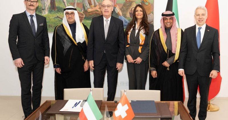 الرئيس السويسري متوسّطاً الفاضل ومعرفي ويبدو بالميلي وجعفر ونيتلاند