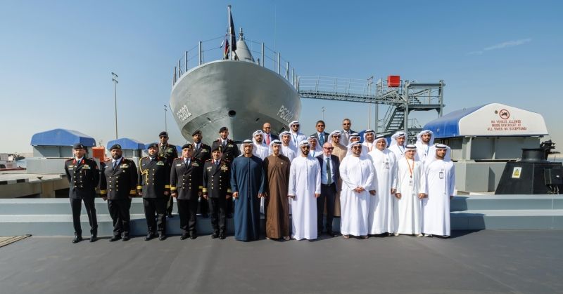آمر القوة البحرية يشارك في حفل إنزال الزورق الأول بمشروع «الدرة» في أبوظبي