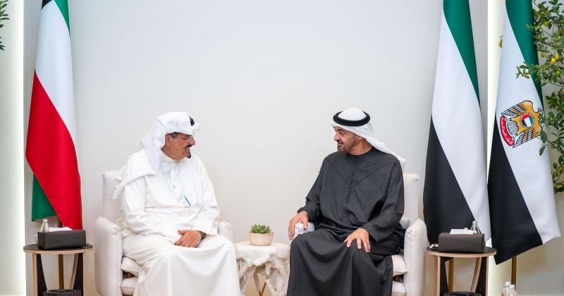 الرئيس الإماراتي يستقبل رئيس الوزراء على هامش القمة العالمية للحكومات