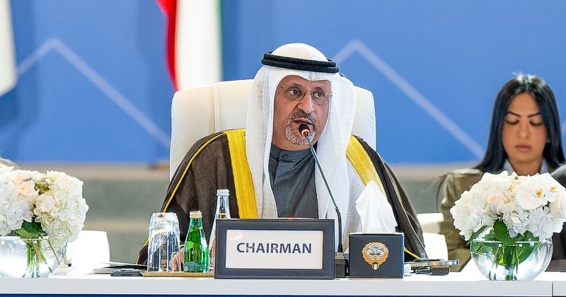 العمر يعلن إطلاق معاهدة دولية لحوكمة الذكاء الاصطناعي