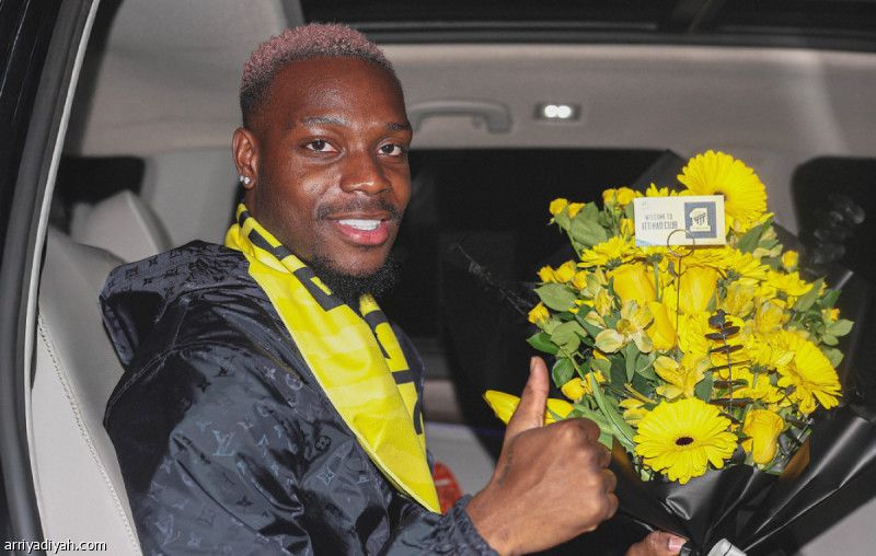 الأربعاء.. إيلينيكينا يظهر في تدريبات الاتحاد