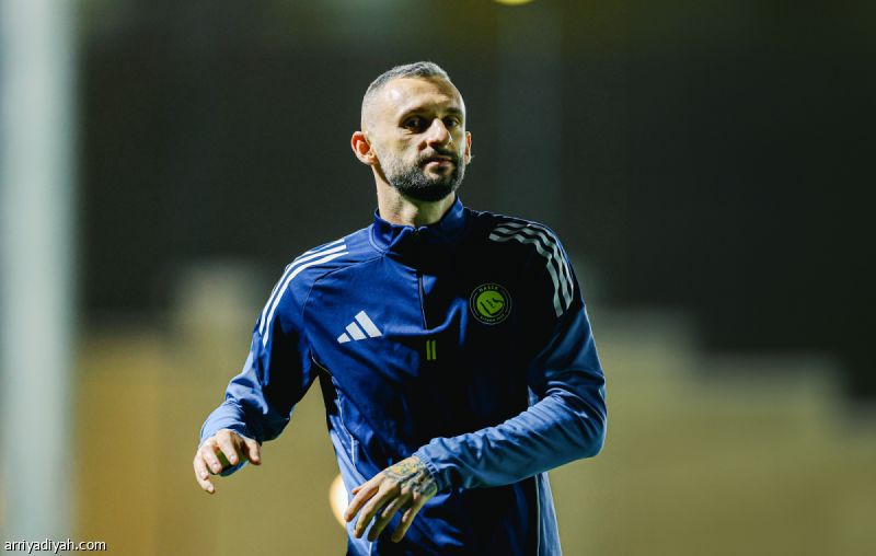 الاتحاد يضم 10.. النصر يستعيد بروزو.. كومان انتظار