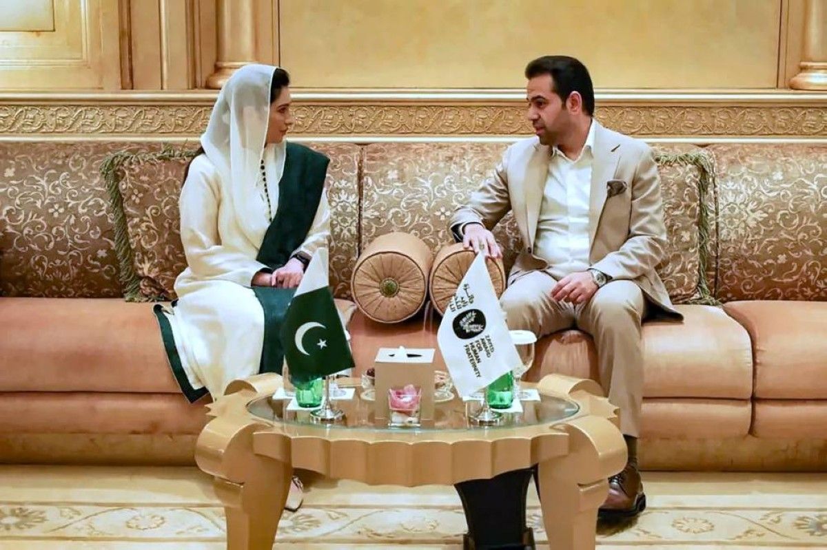 الأمين العام لجائزة زايد للأخوّة الإنسانية يلتقي السيدة الأولى في باكستان