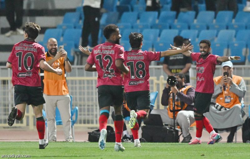 الخلود يضرب الشباب «رايح جاي»