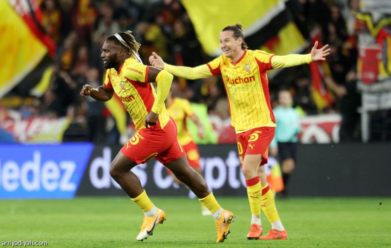 لانس يكسب رين.. ويهدد صدارة باريس