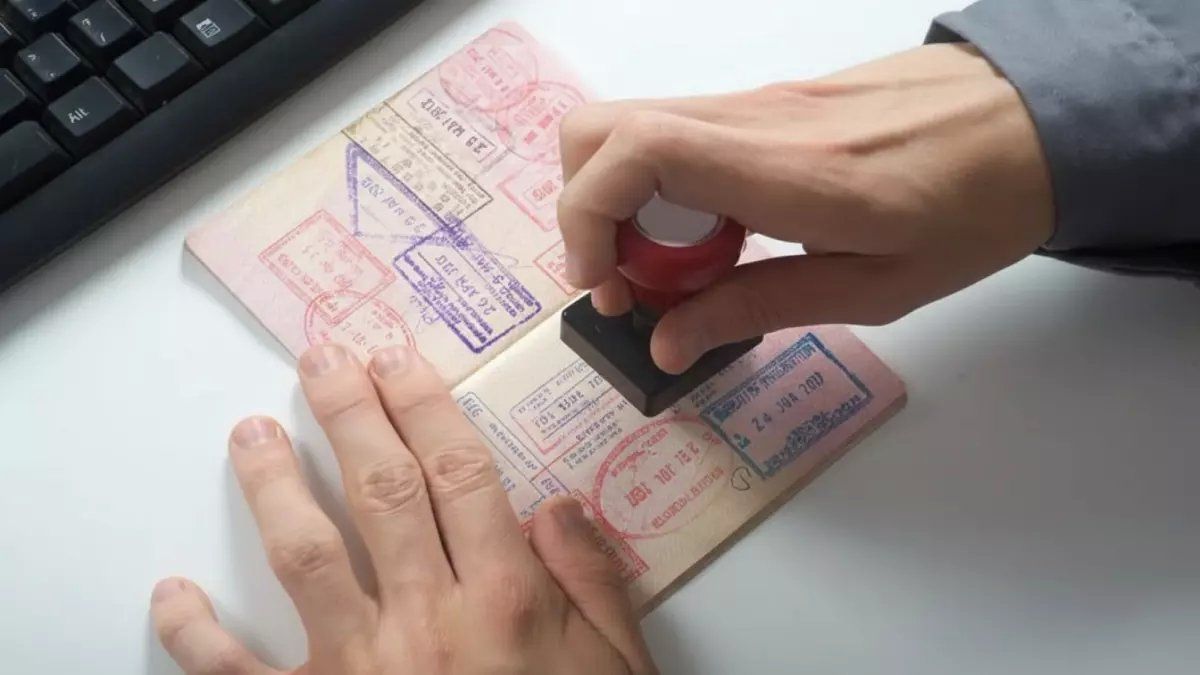 رسمياً: الجوازات تُطلق خدمة ثورية لتمديد التأشيرات خارج المملكة… لا مزيد من المعاناة!